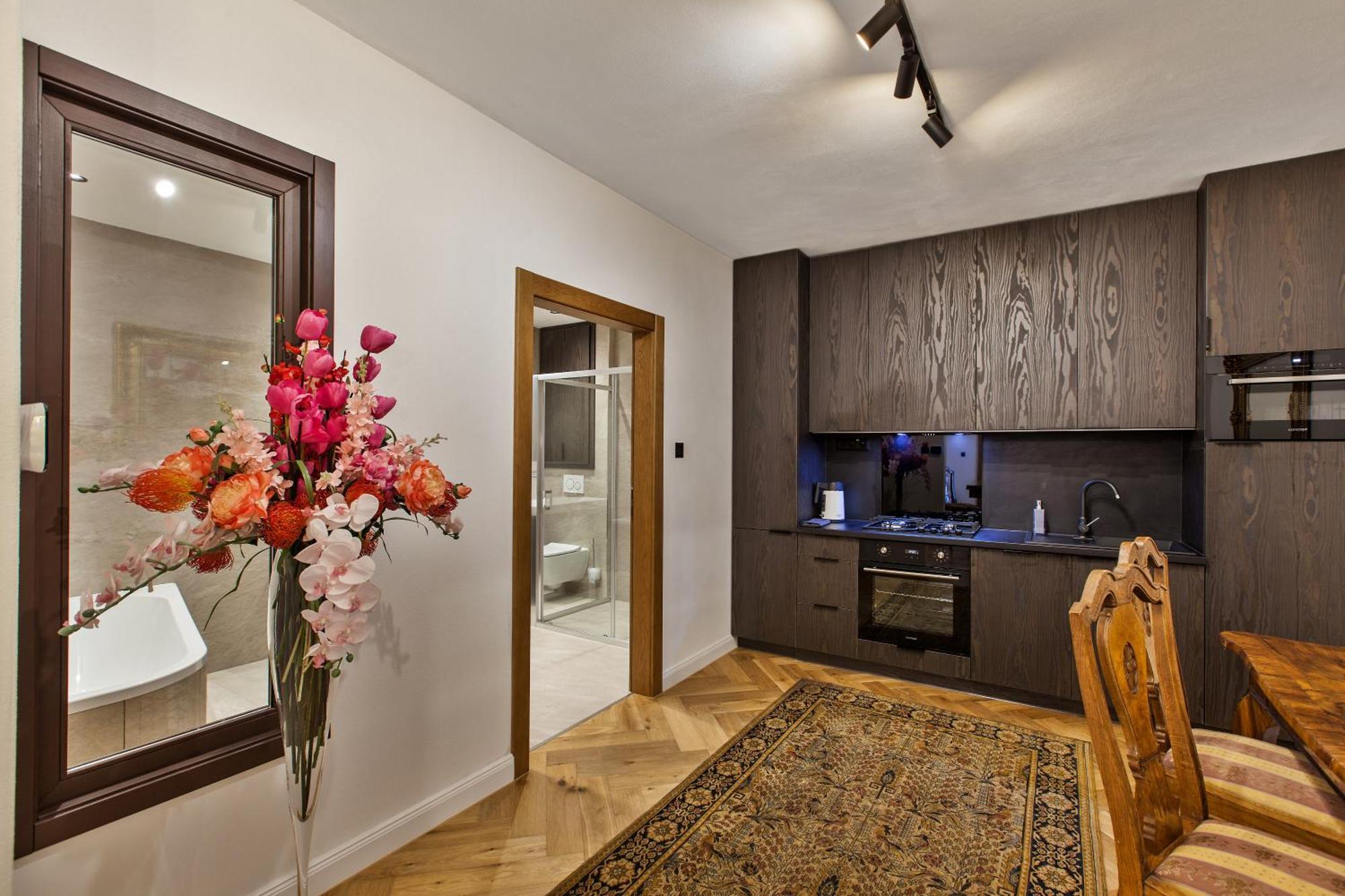 Brezno Central Apartments ภายนอก รูปภาพ