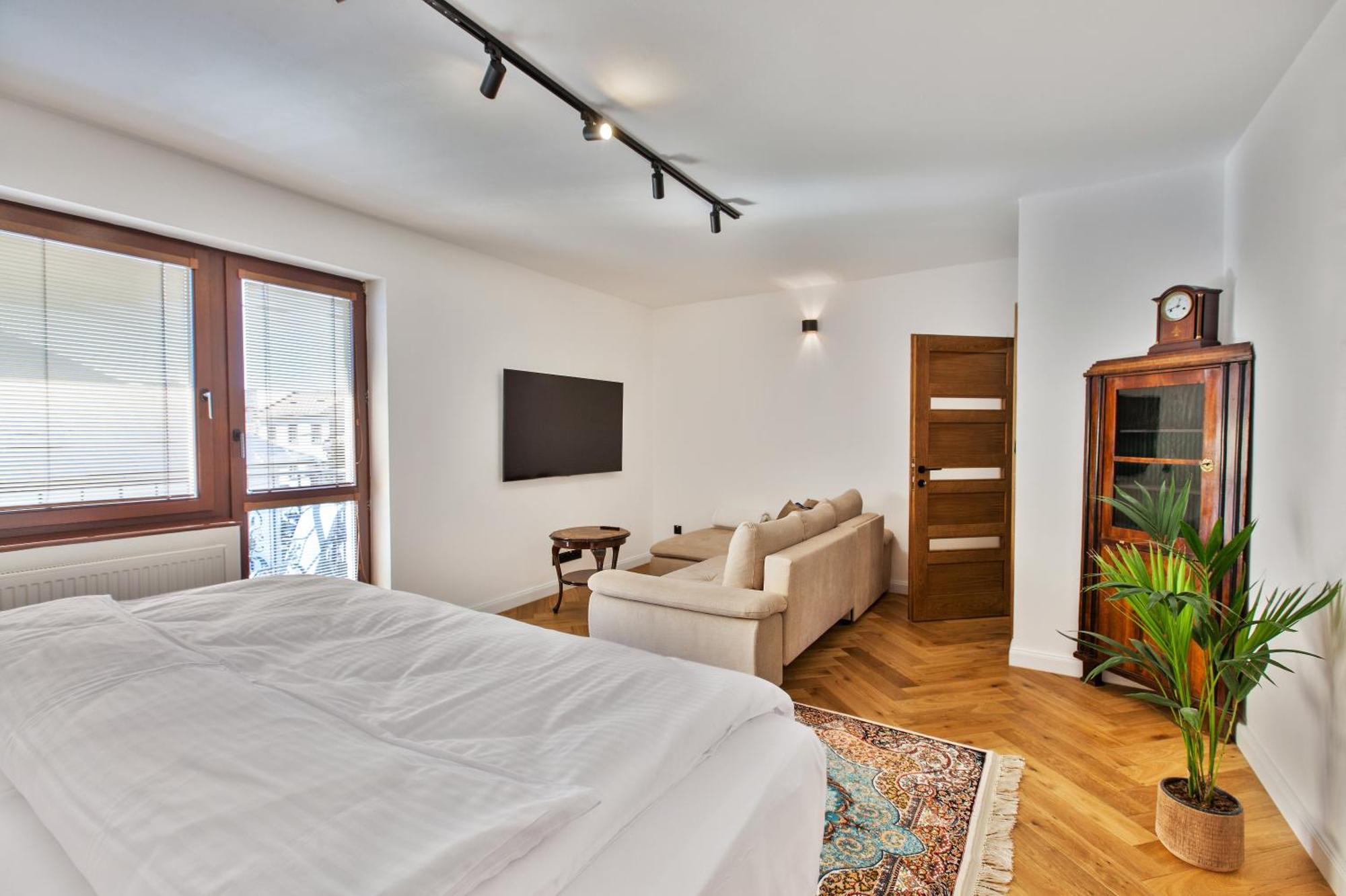 Brezno Central Apartments ภายนอก รูปภาพ