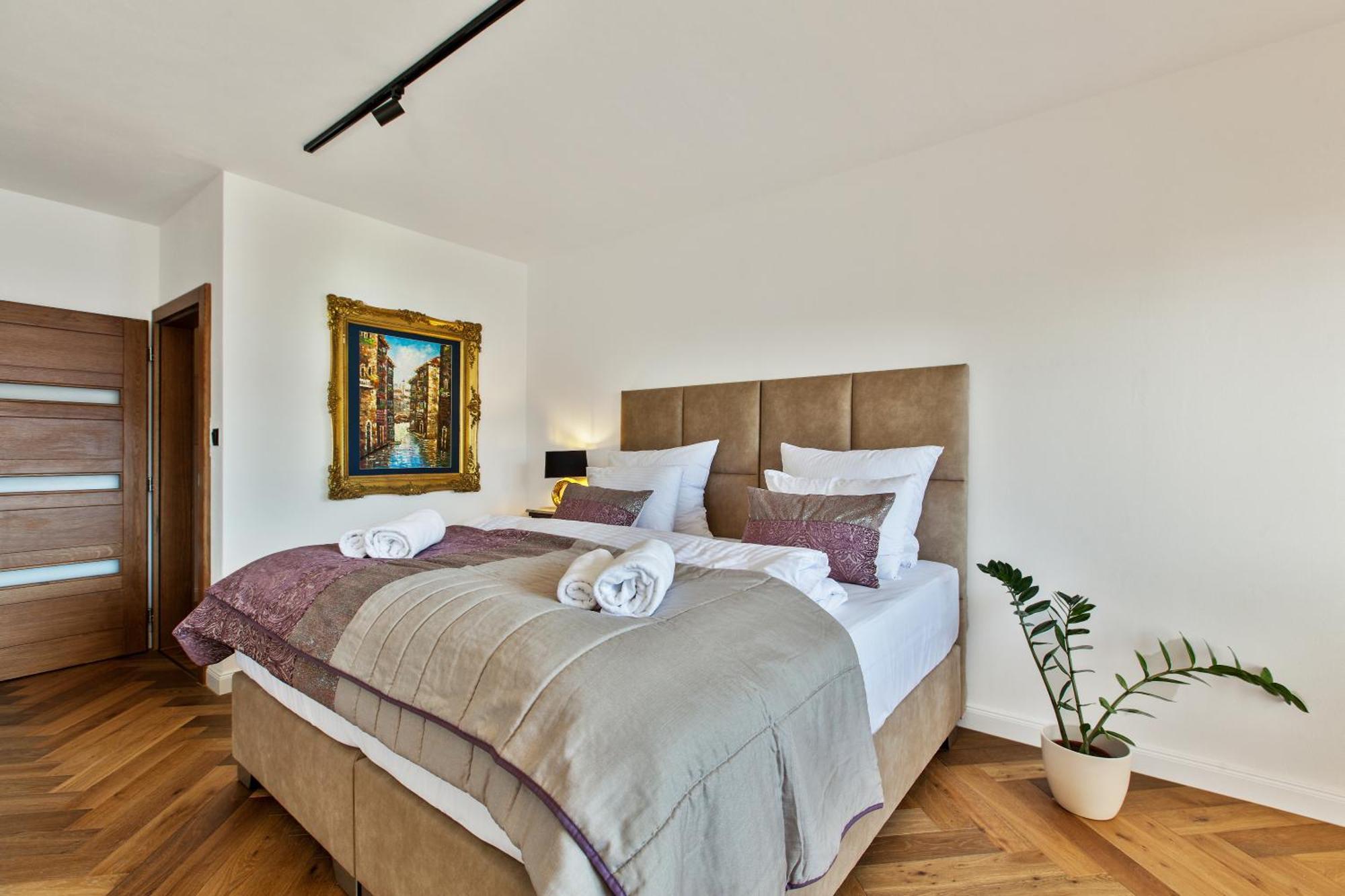 Brezno Central Apartments ภายนอก รูปภาพ