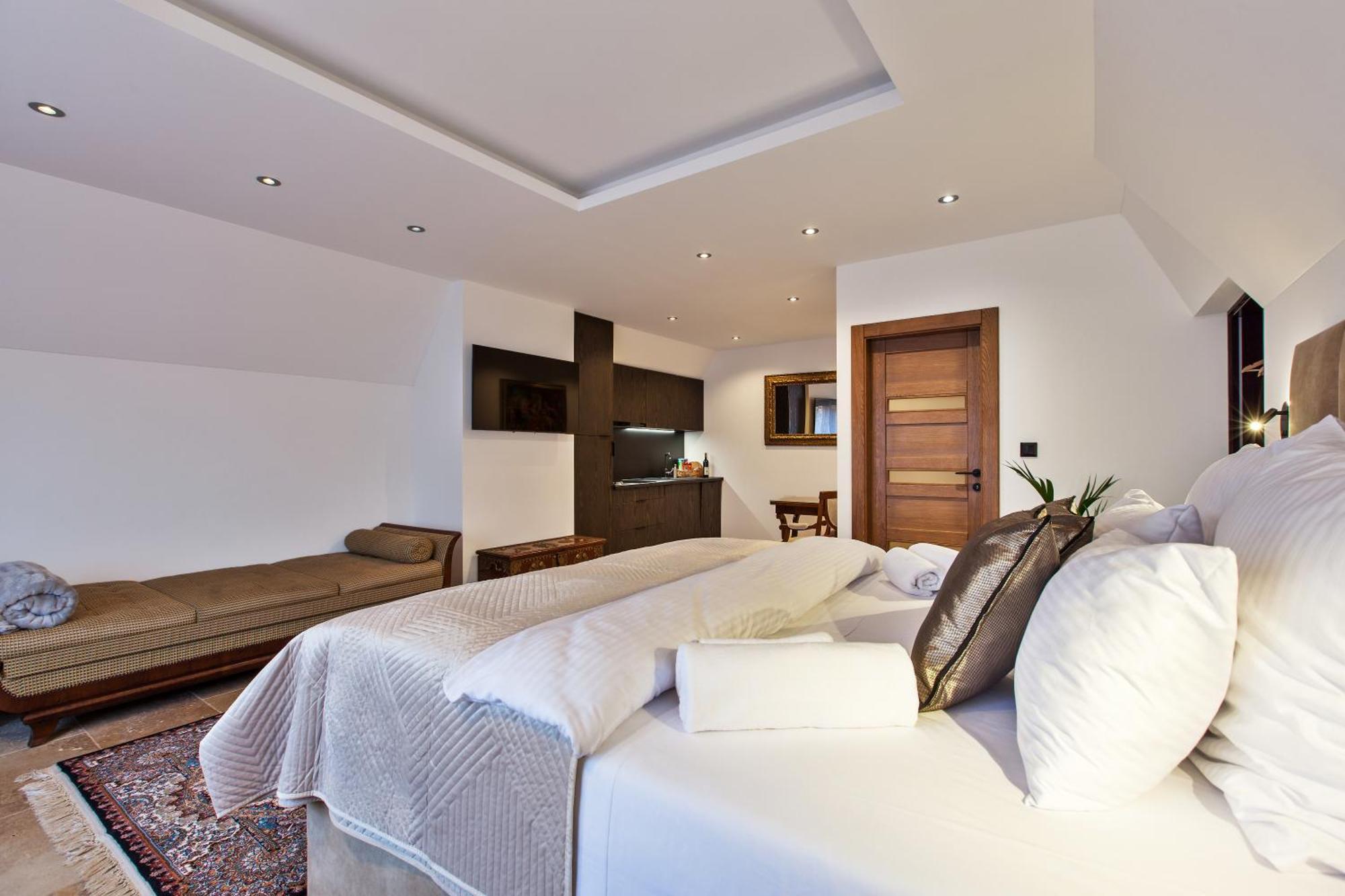 Brezno Central Apartments ภายนอก รูปภาพ
